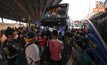 ประชาชน ทยอยเดินทางกลับบ้านช่วงสงกรานต์ ไม่คึกคักเหมือนทุกปีที่หมอชิต 2