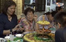 อึ้ง! “บะหมี่สู่สุคติ” จานยักษ์สูง 3 ชั้น
