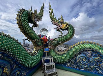 ขอพรพญานาค ชมวิวเมืองศรีราชากลับหัว สำนักสงฆ์เขาพระครู