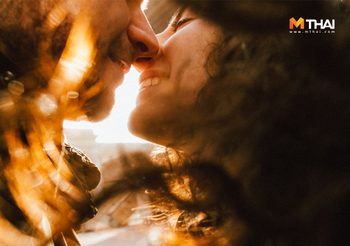 13 วิธีเพื่อการเป็นนักจูบตัวแม่ เทคนิคง่ายๆ จูบให้ผู้ชายติดใจ!