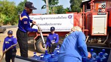 ”นพค.15“ เร่งช่วยเหลือประชาชนประสบภัยแล้ง อ.ห้วยคต สนับสนุนน้ำอุปโภคบริโภค 35 ครัวเรือน