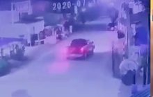 โลกออนไลน์แห่แชร์คลิปกระบะชนจยย.แล้วหนี วอนออกมารับผิดชอบ