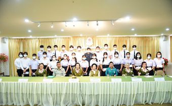 ”ประธาน“มูลนิธิสงเคราะห์ครอบครัวทหารผ่านศึกฯ มอบทุนการศึกษาบุตร ธิดา ทหารผ่านศึก 200 ทุน