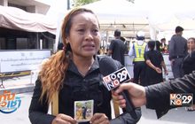 พสกนิกรทั่วไทยหลั่งไหลสักการะพระบรมศพ