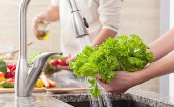 5 วิธีล้างผัก ล้างผลไม้ ให้สะอาดลดการสะสมสารพิษ