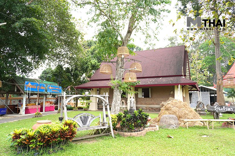 วัดดังนครนายก