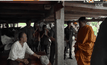 ปลอมเป็นพระกระชากสร้อยผู้สูงอายุ