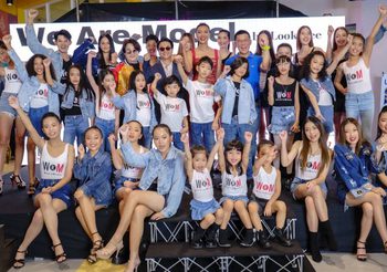 แรงจริง ลูกหมี รัศมี ซุปเปอร์โมเดลตัวแม่ จัดแฟชั่นโชว์ใหญ่ ดันนางแบบนายแบบใหม่สู่วงการบันเทิง