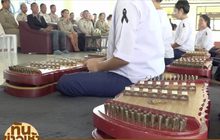 ผู้ต้องขังหญิง บรรเลงขิมบทเพลงพระราชนิพนธ์