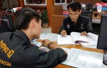 ศาลให้ประกัน 2 แสนบาท ข้าราชการลวนลามลูกจ้าง