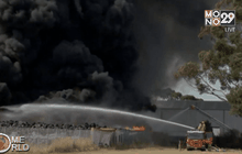 ควันพิษจากเหตุไฟไหม้ยางรถยนต์ในเมลเบิร์น ออสเตรเลีย