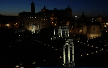 ท่องเที่ยวจัตุรัสโรมันยามราตรี