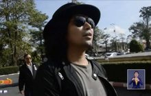 ศาลอนุญาตให้ “เสก โลโซ” ประกันตัว หลังสั่งจำคุก 2 ปี 18 เดือนโดยไม่รอลงอาญา