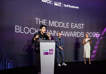 ‘แอ็คมี่ วรวัฒน์’ คนไทยที่คว้ารางวัล “บุคคลผู้ทรงอิทธิพลสูงสุดแห่งวงการบล็อกเชนและคริปโต ประจำปี 2025” บนเวที “Middle East Blockchain Awards 2025”