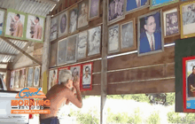 ชาวอ่างทอง เก็บสะสมพระบรมฉายาลักษณ์ในหลวง