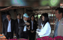 สคบ.ลงพื้นที่ตรวจสารปนเปื้อนฟอร์มาลินในดอกไม้