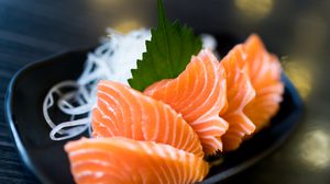 ปลาแซลมอน ช่วยลดความอ้วนได้จริงไหม ?
