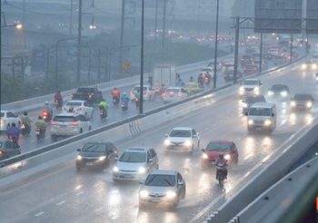 อุตุฯ เผยทั่วไทยฝนคะนองบางแห่ง กทม.ตกร้อยละ 10 ของพื้นที่