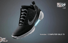 Nike HyperAdapt 1.0 รองเท้าวิ่งที่ผูกเชือกได้อัตโนมัติ