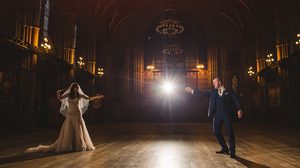 เหมือนอยู่ ดินแดนเวทย์มนต์ เมื่อคู่รัก จัดงานแต่ง ธีม แฮร์รี่ พอตเตอร์