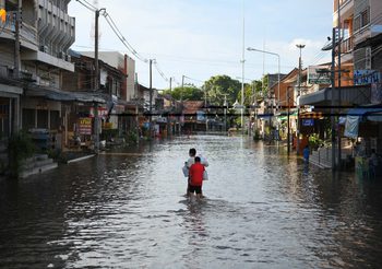 สถานการณ์น้ำท่วม ยังท่วมขังในอีก 17 จังหวัด