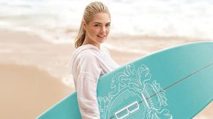 ไอเท็มเด็ดที่ต้องมี! แต่งหน้าสไตล์นู้ดไปเที่ยวทะเล จาก Bobbi Brown