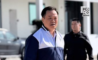 “นายกฯ” บินหาดใหญ่วันที่สอง ให้กำลังใจ-มอบถุงยังชีพผู้ประสบภัยน้ำท่วม