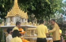 นายกฯ สักการะสิ่งศักดิ์สิทธิ์รับปีใหม่ไทย