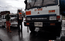 ฝนตกถนนลื่นรถชนกันระนาวเจ็บ 4 คน
