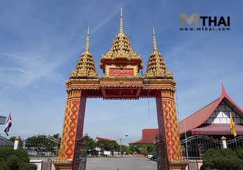 ห่มผ้าหลวงพ่อโสธรจำลอง ปิดทองหลวงปู่ใหญ่ วัดลำพระยา วังน้อย