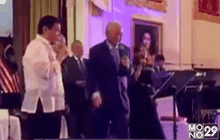 ผู้นำฟิลิปปินส์-มาเลเซีย ร้องเพลงร่วมกัน
