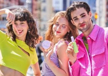 DAZZLE ME นำเสนอผลิตภัณฑ์เครื่องสำอางนวัตกรรมใหม่จากความร่วมมือในห้องปฏิบัติการในเมืองนิวยอร์คและเมืองลอสแองเจลิส