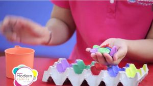 ชวนคุณแม่มาทำของเล่น เสริมพัฒนาการลูกน้อย ด้วย ของเหลือใช้ภายในบ้าน Matching Color