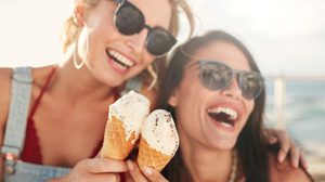 เพราะรักไม่จำกัดเพศ 5 เรื่องสุดฟิน ของคู่รัก เลสเบี้ยน ที่คนอื่นต้องมีอิจฉา