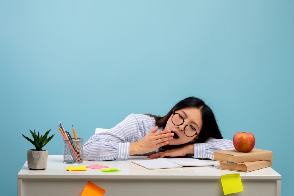 วิธีแก้ง่วง ด้วยการลุกเปลี่ยนอิริยาบถ สั้น ๆ 