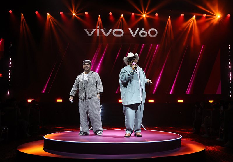 โอ๊ต – ปราโมทย์ ปาทาน และ ป๊อบ – ปองกูล สืบซึ้ง