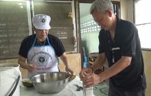 ขนมหม้อแกงทุเรียนหลงรักไทย