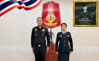 “เราจะไม่ทิ้งใครไว้ข้างหลัง” มทบ.22 บรรจุภรรยา “จ่าสิบเอก อโณทัย” วีรชนรบพิเศษ เข้ารับราชการทดแทน
