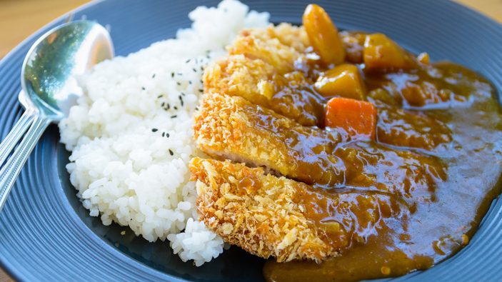 สูตร ข้าวแกงกะหรี่หมูทงคัตสึ อาหารญี่ปุ่นรสชาติเข้มข้น