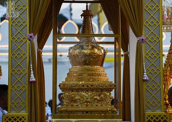 บทสวดบูชาพระบรมสารีริกธาตุ (พระเขี้ยวแก้ว)