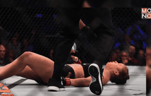 “รอนด้า” เข็มขัดหลุดโดน “โฮล์ม” น็อกยก 2