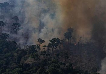 ยังไม่ดับ ! บราซิลส่งทหารเกือบครึ่งแสนรับมือเหตุ ‘ไฟป่าแอมะซอน’