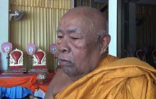 แค้นพระให้กับข้าวไม่ถูกใจ เตะก้านคอเจ้าอาวาสล้ม