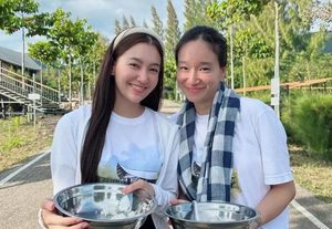 เบลล่า เข้าถือศีล-ปฏิบัติธรรม ณ วัดป่าเมตตาคีรี จ.ชัยภูมิ