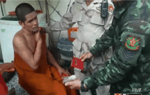 จับพระวัดดังนนทบุรีค้ายาไอซ์-ยาเค