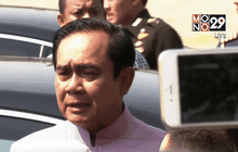 พล.อ.ประยุทธ์ ไม่สนเสียงพรรคการเมือง