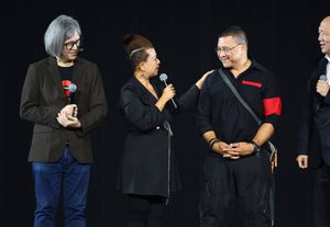 ชาวเบเกอเรี่ยน อิ่มบุญอิ่มใจ ส่งท้ายปี 68 ในงาน “B.DAY Forever Concert” รอบการกุศล เพื่อห้องผ่าตัด รพ.ศิริราชโดย ศิริราชมูลนิธิ ร่วมกับ CI Showbiz