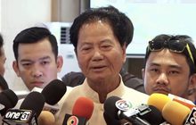 “ทวี” เตรียมฟ้อง ปอท.เอาผิดคู่กรณี ปมจอดรถเบียดชน