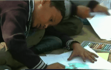 นักเรียนอินเดียร่วมแข่งขันวาดภาพสร้างสถิติโลก