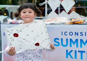 ไอคอนสยาม จัดงาน “ICONSIAM SUMMER KITE PLAYGROUND 2025” ชวน “น้องเกล แอบิเกล” ร่วมสนุก เปิดประสบการณ์เล่นว่าวริมแม่น้ำเจ้าพระยา พร้อมตื่นตากับว่าวนับพัน ตั้งแต่วันนี้ ถึง 3 เมษายน 2568
